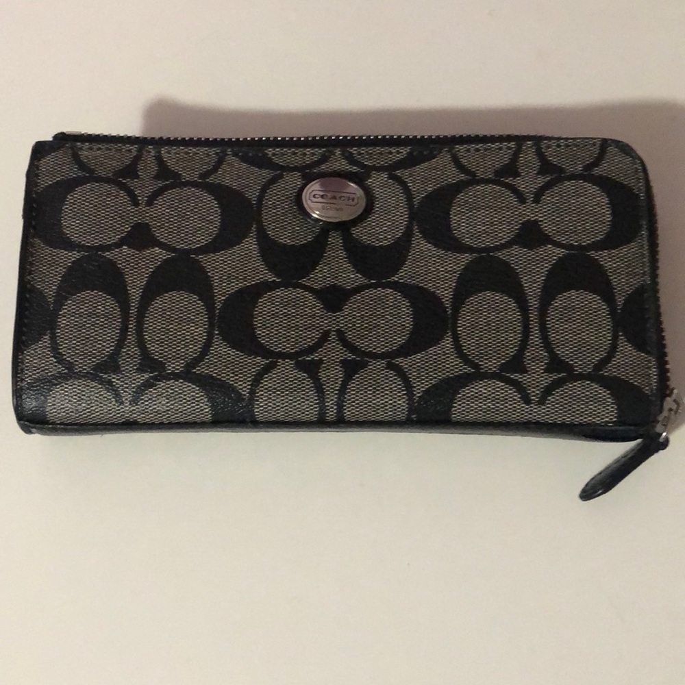 Coach wallet